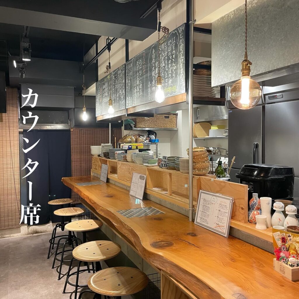 ˗ˏˋ居酒屋の店内お席ˎˊ˗ - SAKE STAND とか食堂