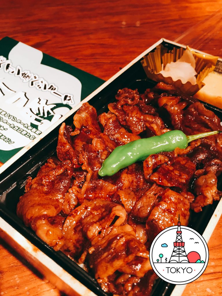渋谷ヒカリエのデパ地下オシャレ惣菜店 Eashion イーション の イベリコ豚重 エバデリ